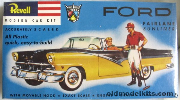 Revell 1/32 1956 Ford Fairlane Sunliner Convertible, 1242 plastic model kit